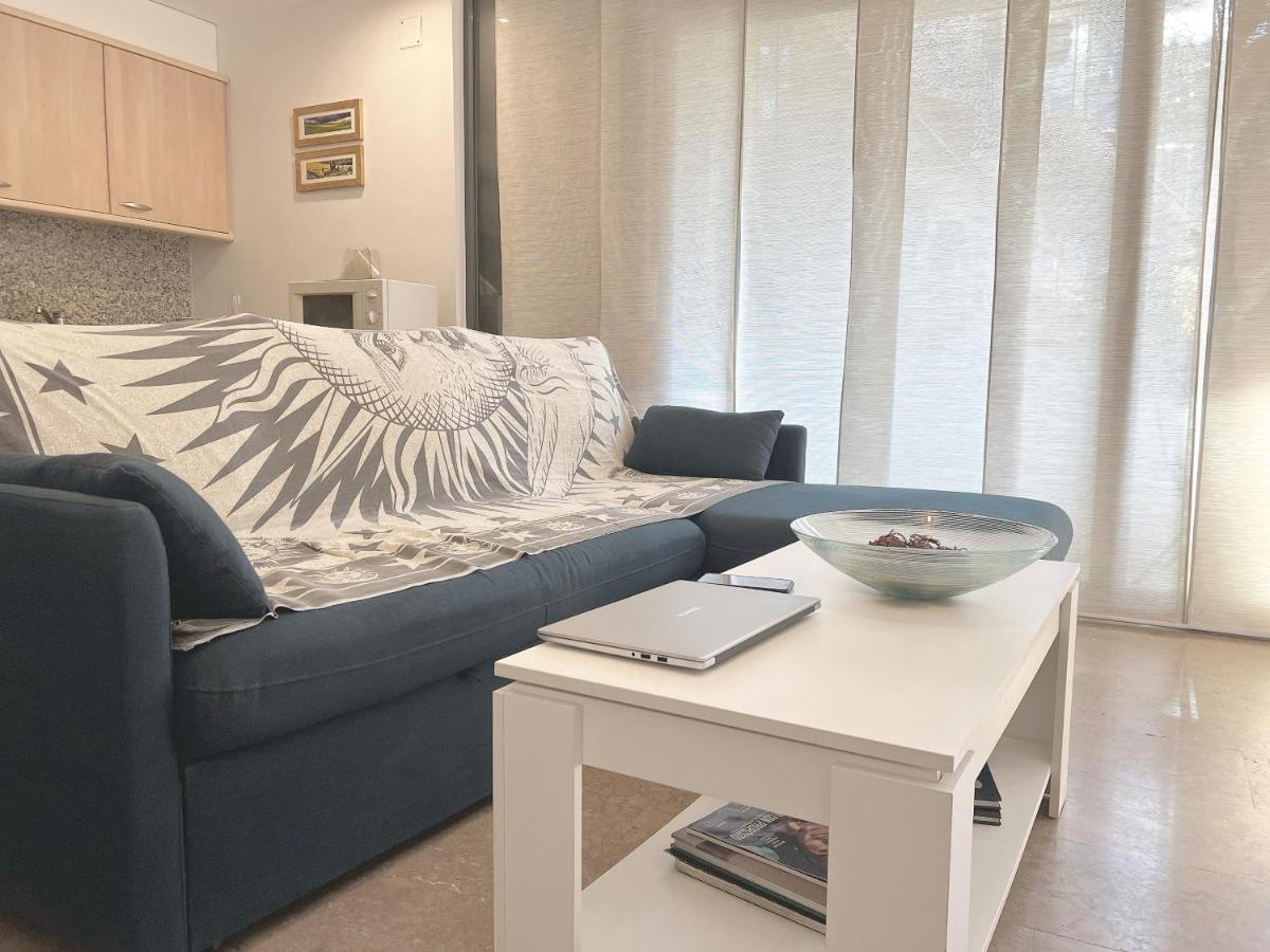 Apartamento Con Piscina Y Parking En Lloret De Mar Lägenhet Exteriör bild